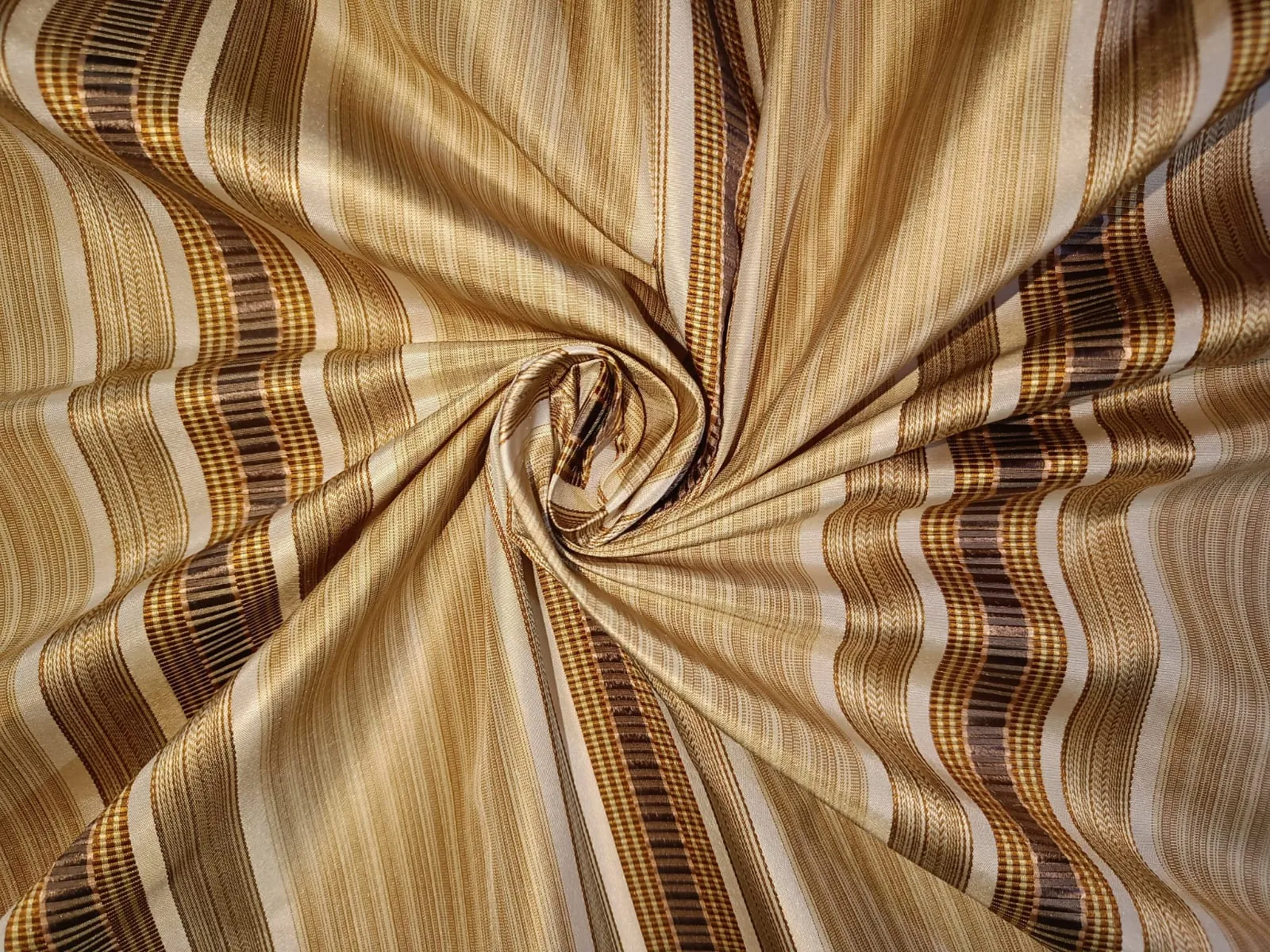 100% SILK TAFFETA FABRIC GOLD X BROWN SATIN STRIPES COLOR 54" wide TAFS84[2]