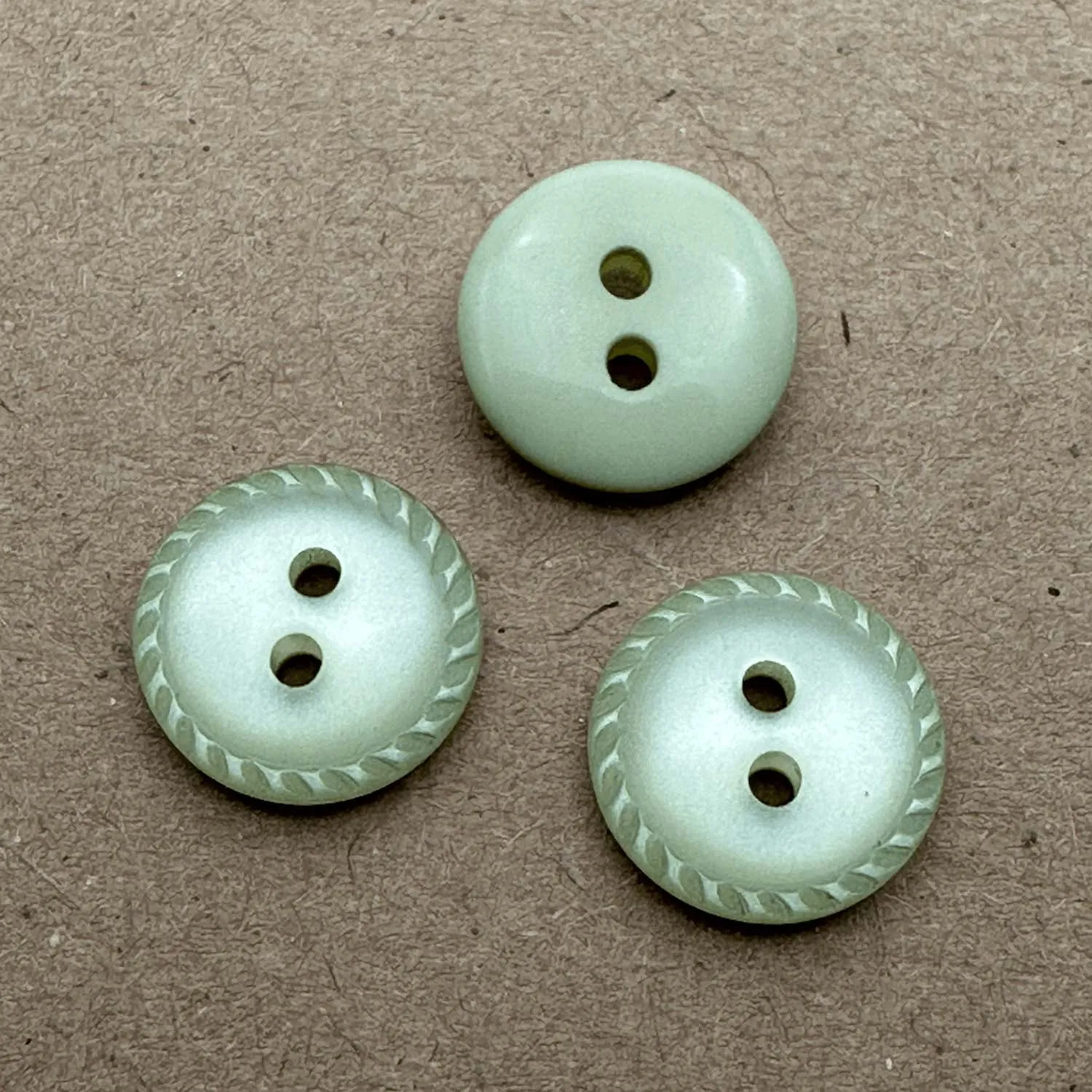 2 Hole Shiny Crimp Edge Button 12mm