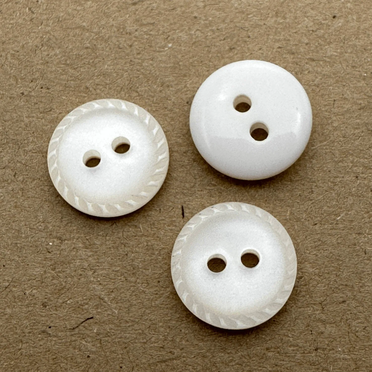 2 Hole Shiny Crimp Edge Button 12mm