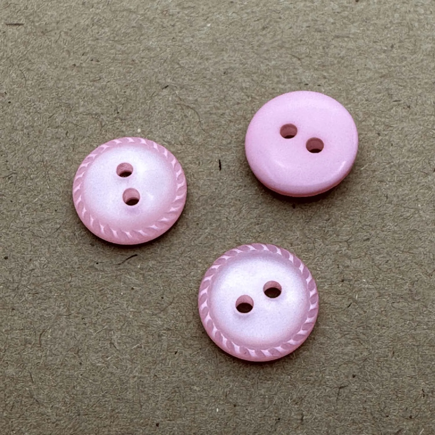 2 Hole Shiny Crimp Edge Button 12mm