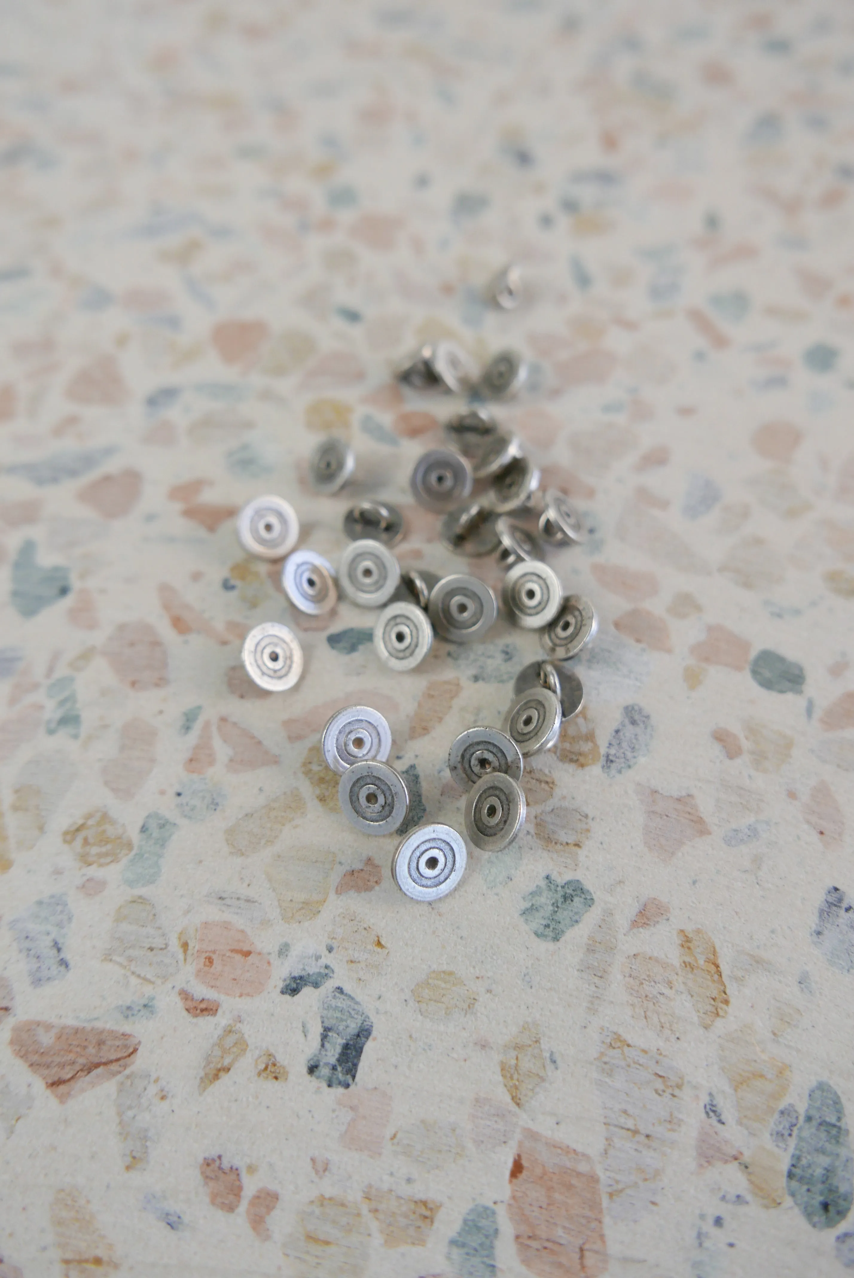 Bulls-Eye Shank Button 10MM | Silver