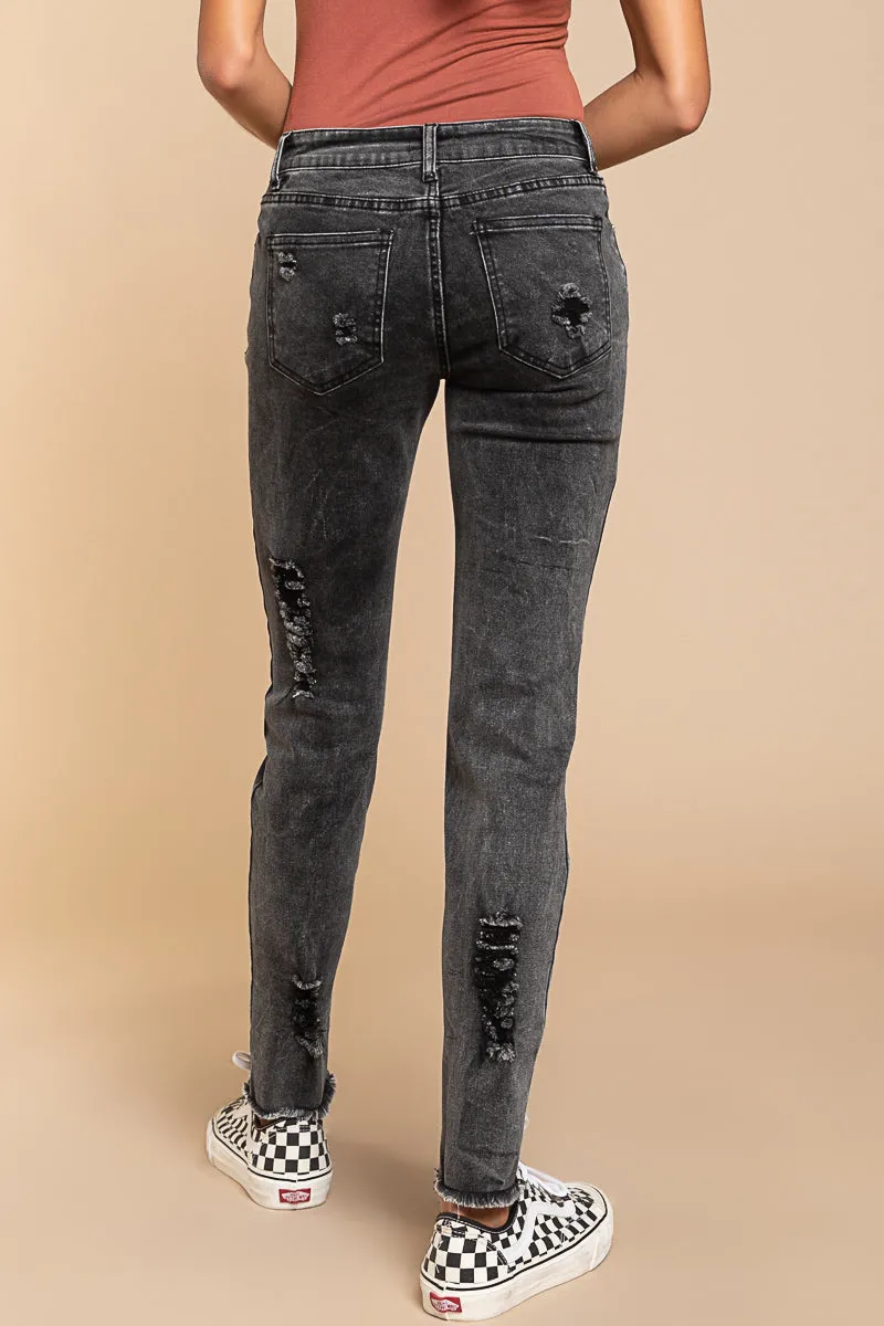 Delilah Distressed Jeans