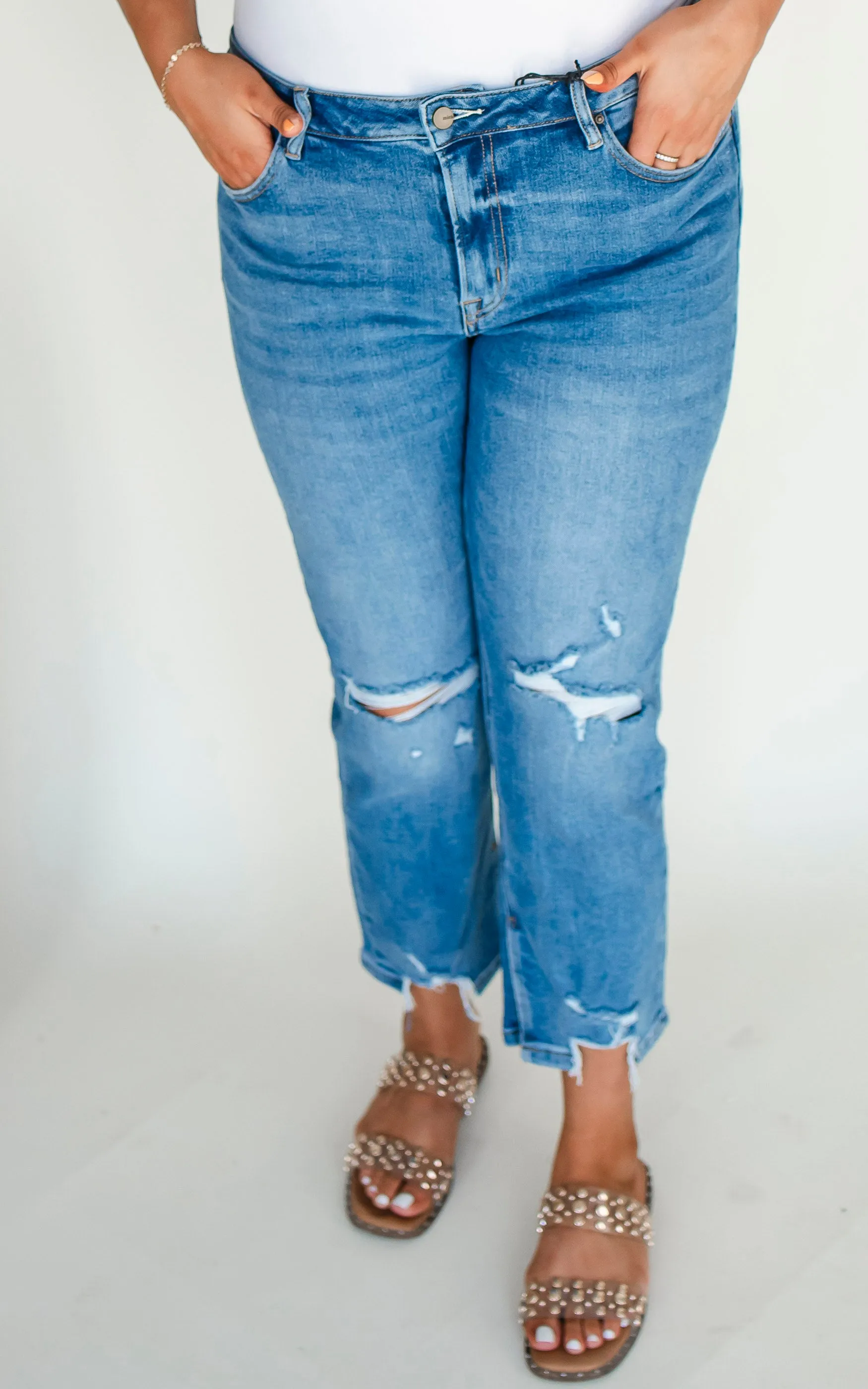 MICA | The Regina High Rise Ankle Straight w/ Side Slit Denim Jeans*