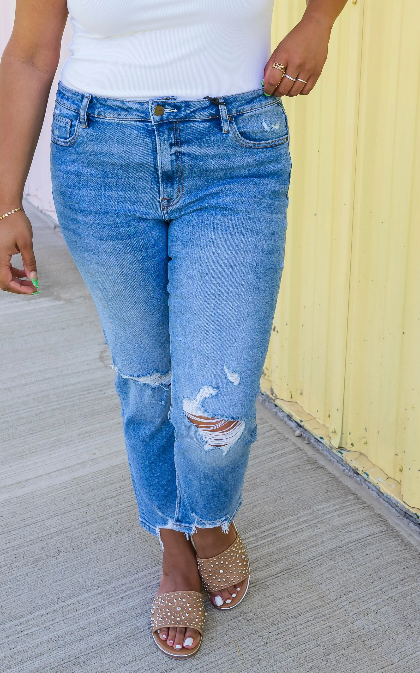 MICA | The Regina High Rise Ankle Straight w/ Side Slit Denim Jeans*