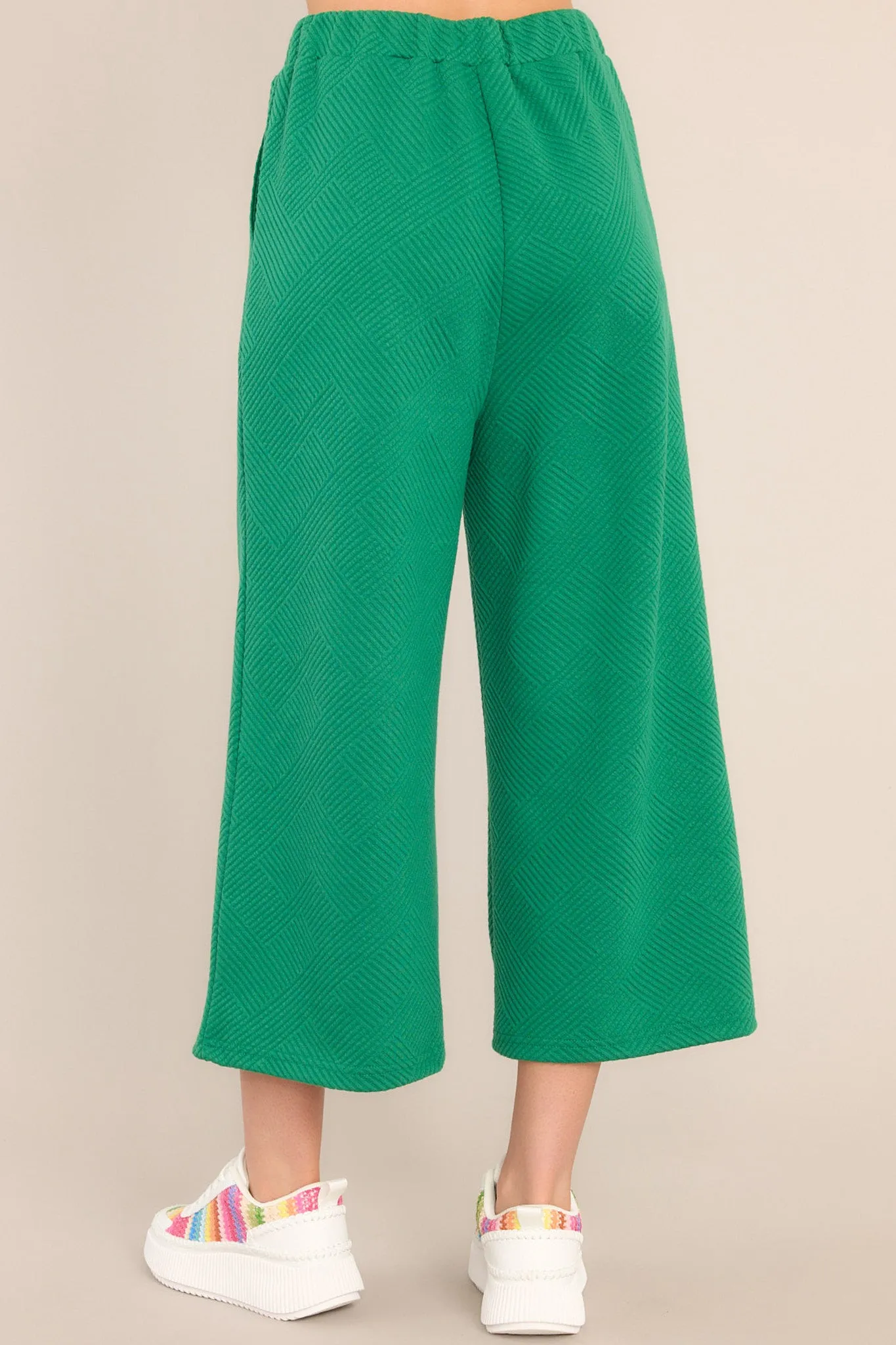 Tell Me Kelly Green Cropped Textured Pants