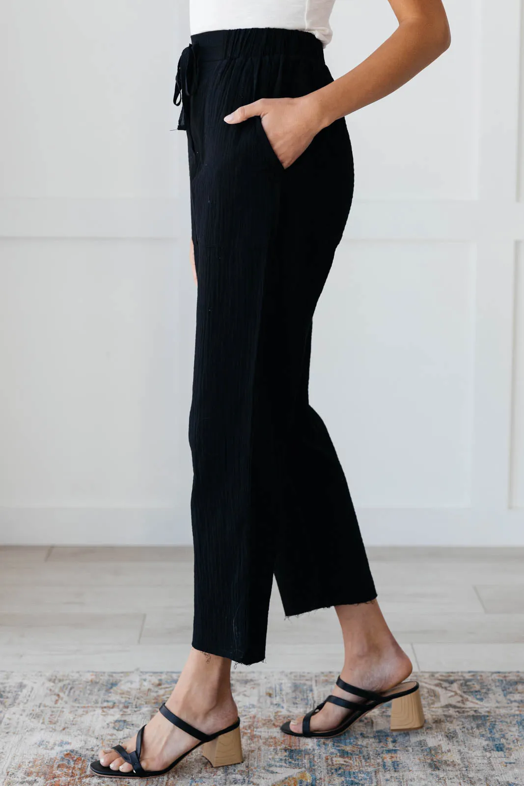 Zuni Cropped Pants